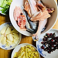 香气四溢玫瑰鸡的做法图解1