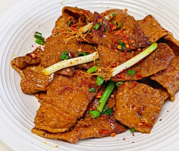 #春日尝鲜#香煎牛皮豆干的做法