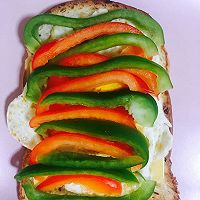 高能早餐蔬菜煎蛋三明治#丘比沙拉汁#的做法图解5