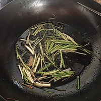 椒香葱油拌面的做法图解3