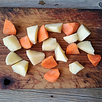 土豆焖牛腩盖饭#秋天怎么吃#的做法图解3