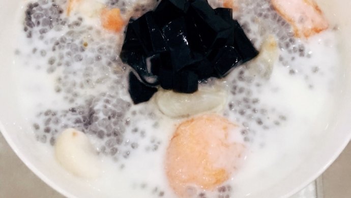 水果酸奶沙拉