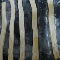 DIY小麻花。的做法图解3