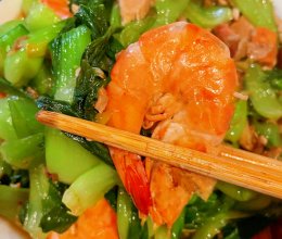#给年味整点鲜的#油菜炒虾，好吃简单！的做法