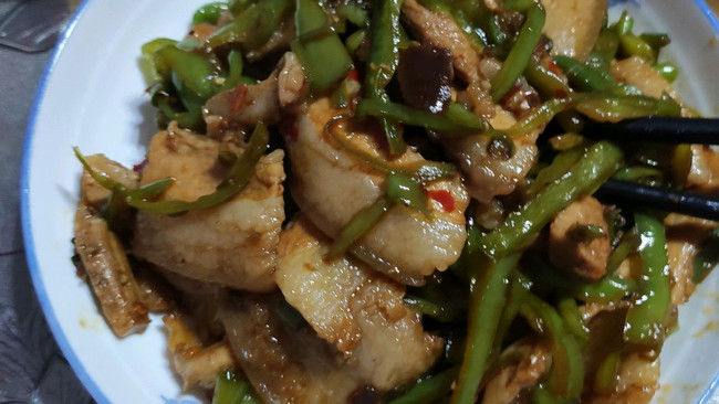 青椒回锅肉（家用版，简单好吃）的做法