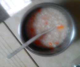 红萝卜鸭肉粥的做法