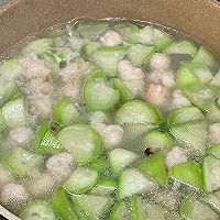 #金龙鱼橄榄油调和油520美食菜谱#鲜美虾滑丝瓜汤的做法图解5