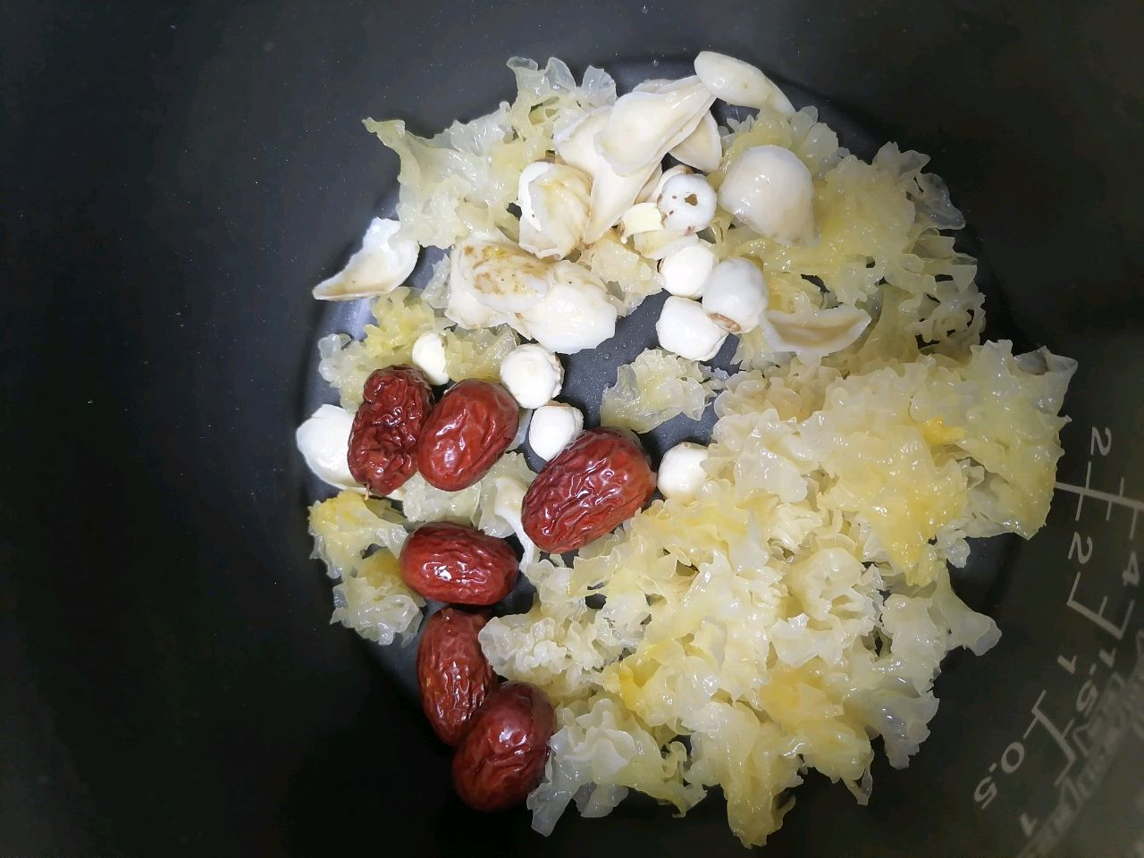 玉米百合莲子粥,玉米百合莲子粥的家常做法 - 美食杰玉米百合莲子粥做法大全