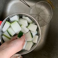 冬瓜炖土鸡的做法图解7