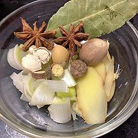 西红柿胡萝卜土豆炖牛腩的做法图解6