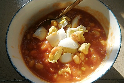 西红柿黄豆沙拉酱汤