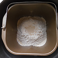 东菱云智能面包机之黑白吐司的做法图解1