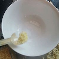 西兰花炒虾仁的做法图解3