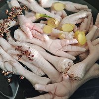 卤鸡爪的做法图解1