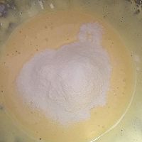 蛋黄溶豆的做法图解4