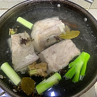 #巨下饭的家常菜#肉汤豆腐煲娃娃菜的做法图解2