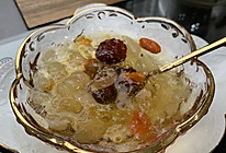 夏日甜品：雪莲子桃胶雪燕，广东糖水的做法