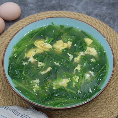 菠菜鸡蛋汤