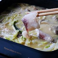 【酸汤鱼片锅】冬天来一锅，暖胃又营养的做法图解6