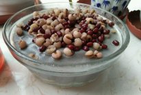 红豆薏米芝麻慕斯的做法
