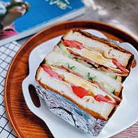 芝士培根煎蛋三明治#丘比三明治#的做法图解13