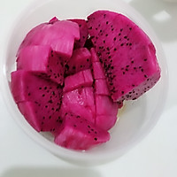 火龙果奶昔的做法图解1