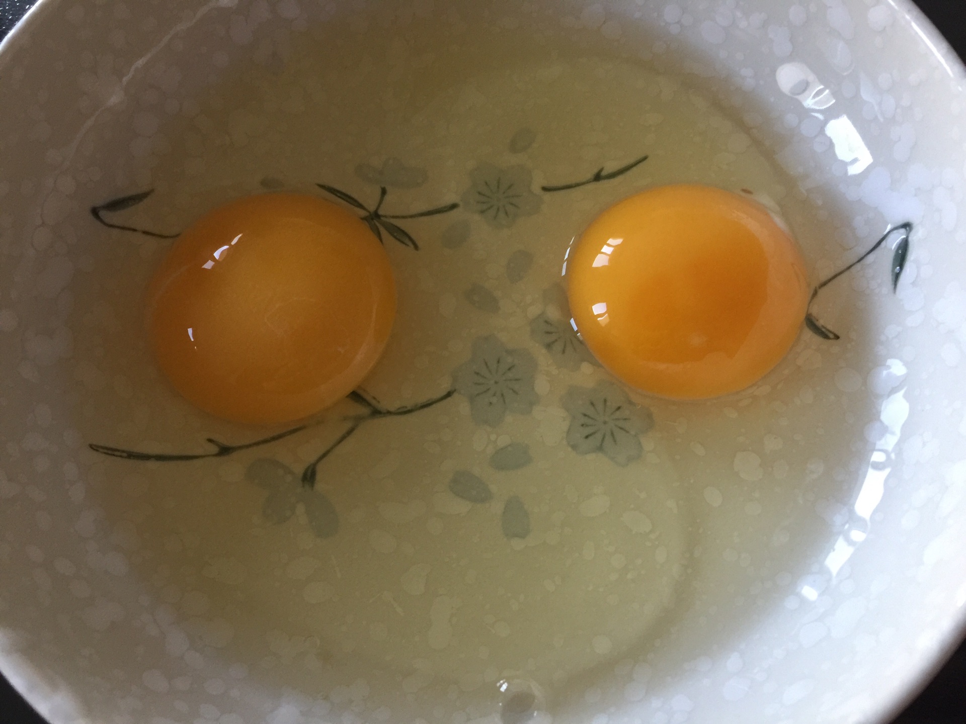 芹菜叶炒鸡蛋怎么做_芹菜叶炒鸡蛋的做法_王晓满_豆果美食