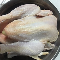 坤博砂锅烤窑鸡的做法图解1