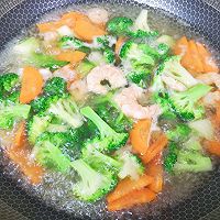 #万物生长 营养尝鲜#虾仁西兰花小炒的做法图解6