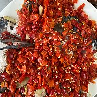 在家做简易版剁椒鱼头的做法图解3