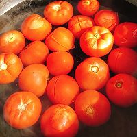 自制西红柿罐头的做法图解1