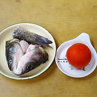 西红柿鱼汤#回到家香味（粤）#的做法图解1