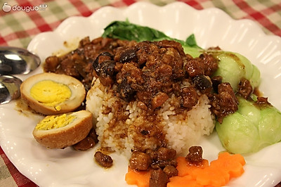 台湾卤肉饭