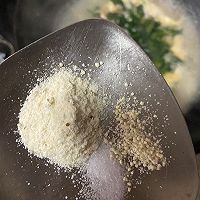 西红柿菠菜鸡蛋汤的做法图解5