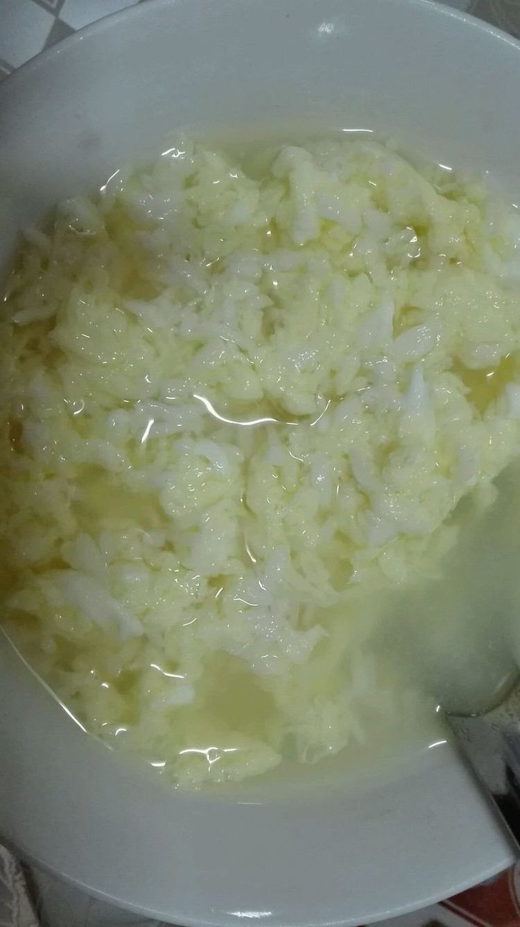 米酒鸡蛋（产妇下奶）的做法