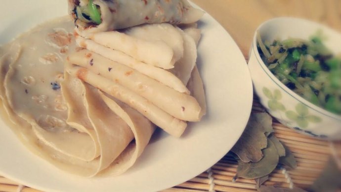 鸡蛋蔬菜卷