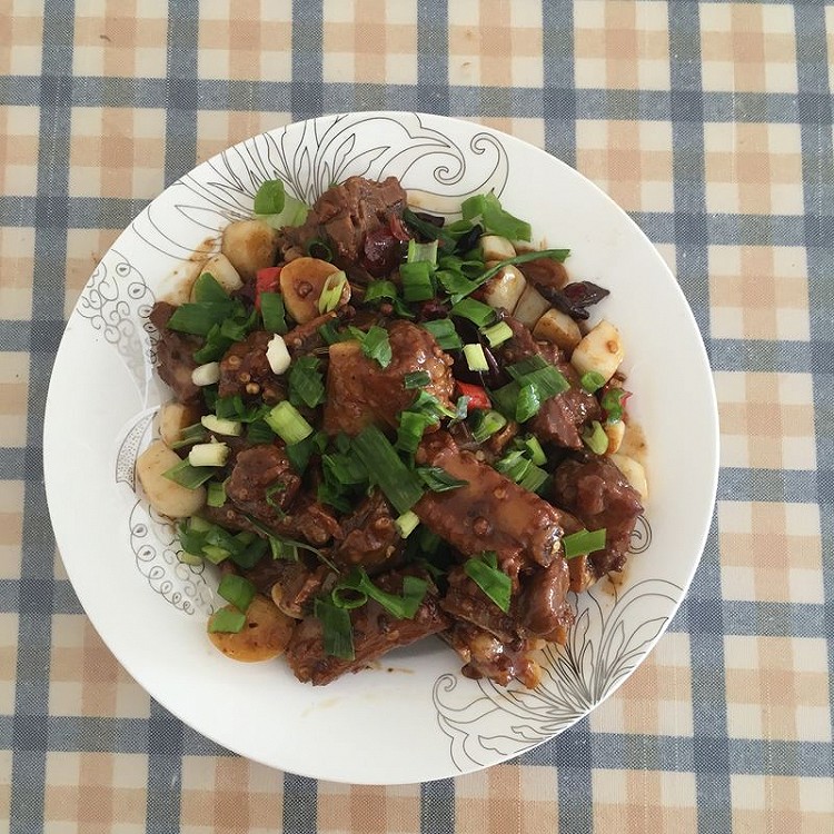 蒜香辣排骨的做法