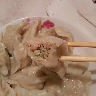 青椒猪肉水饺