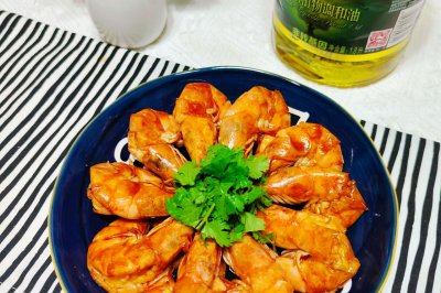 #金龙鱼橄榄油调和油520美食菜谱#吮指茄汁大虾