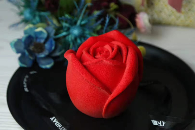 情人节玫瑰蛋糕的做法