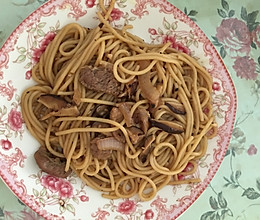 黑椒牛肉意面的做法