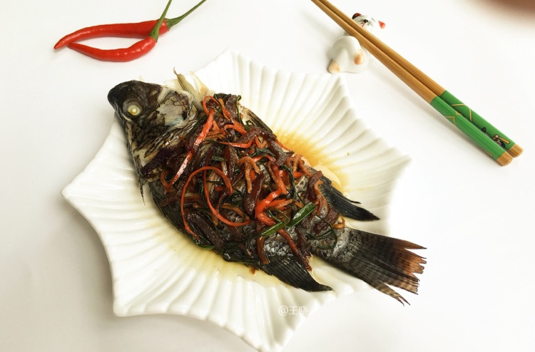 香蒸罗非鱼#方太一代蒸传#的做法图解16