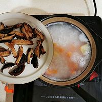 #合理膳食 营养健康进家庭#鸡肉胡萝卜香菇砂锅粥的做法图解10