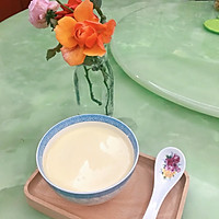 牛奶炖鸡蛋｜简单快手美容甜品的做法图解1