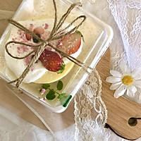 春游必备｜小4寸草莓奶盖蛋糕的做法图解1