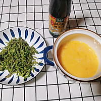 美味香椿炒蛋#春日时令，美味尝鲜#的做法图解4
