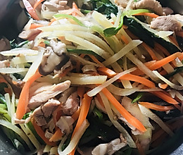 简易菜谱-减肥菜：鸡腿肉大拌菜的做法