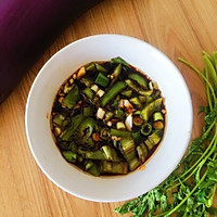 凉拌青椒茄丝的做法图解2