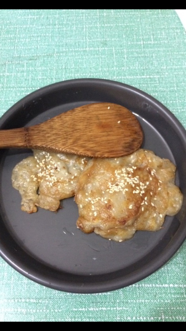 香蕉芝麻油饼的做法