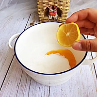 草莓冰淇淋的做法图解2